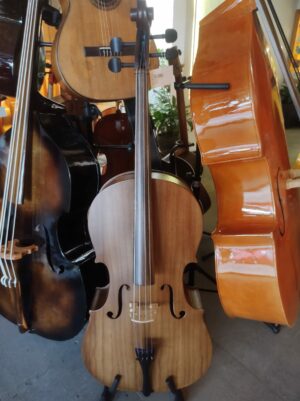 Cello 4/4 (incluye funda)